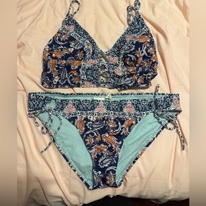 Hobie bikini, only worn twice, size X-large - bottoms, Large - top